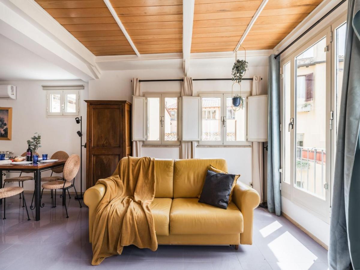 Apartamento The Rent - Two-bedroom With Terrace Near Trevi Fountain
